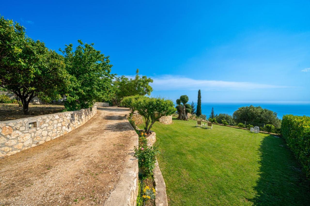 בית נופש Lourdas Bay View