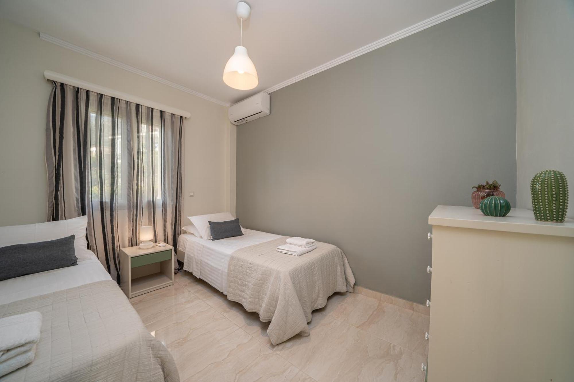 Lourdas Bay View בית נופש *