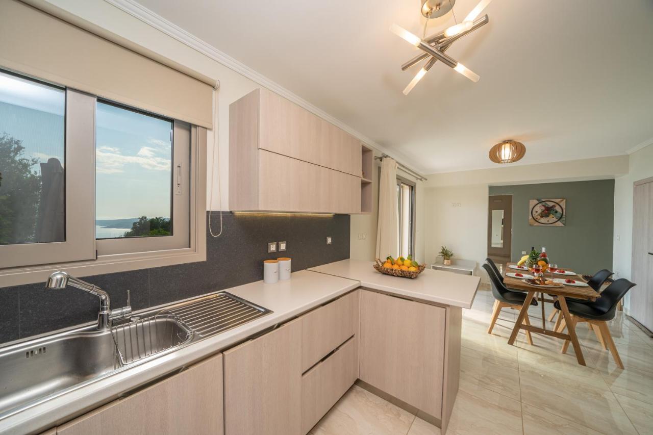 בית נופש Lourdas Bay View Simotáta